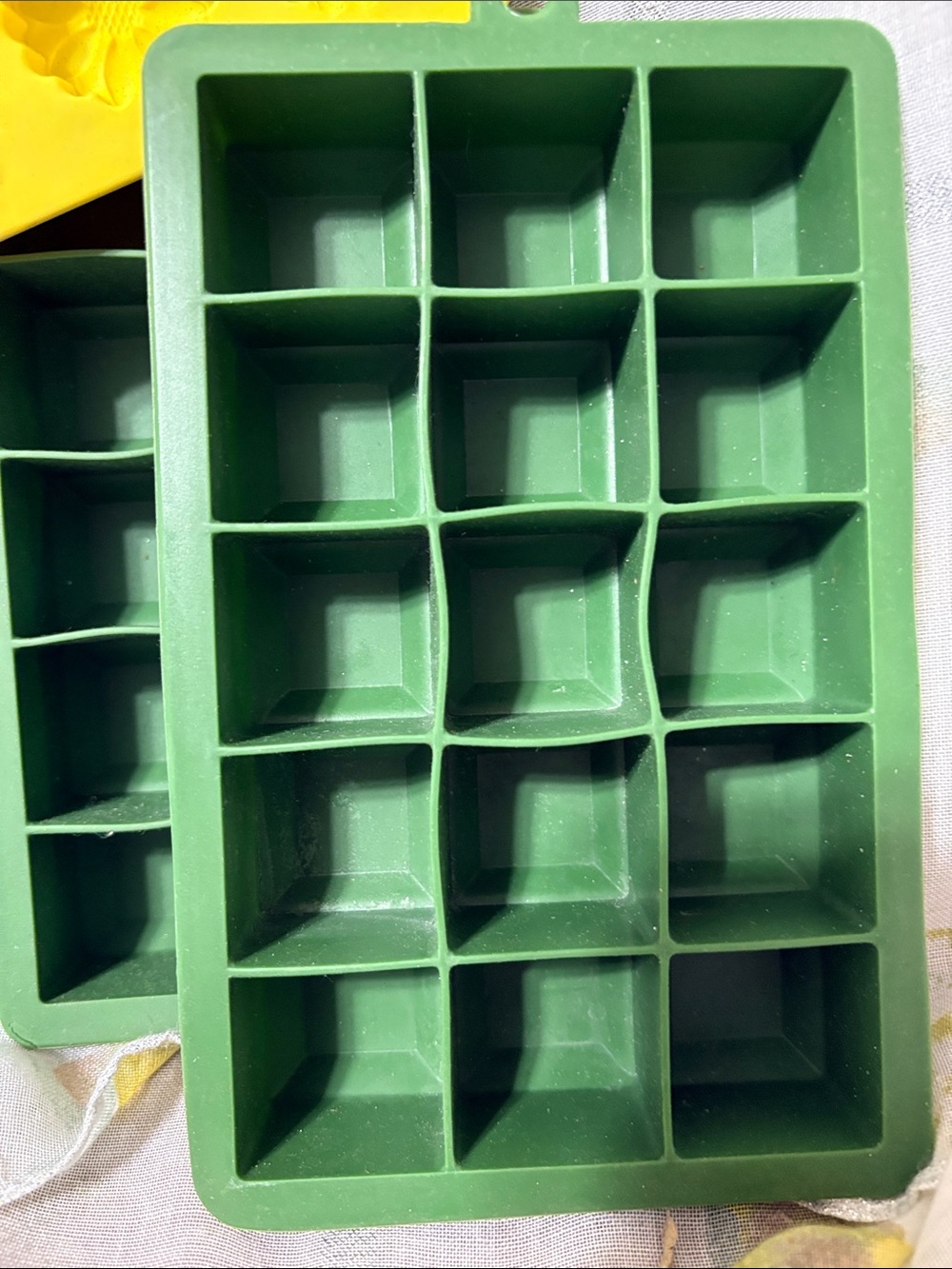 Silicone Assorted Mold Set - Yellow, Blue, Green, Brown - Picture 4 of 11